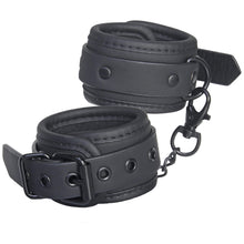 Blaze Handcuff Black